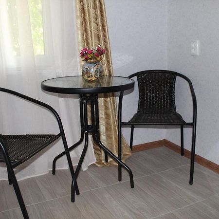 Guest House Racha Ambrolauri Bagian luar foto