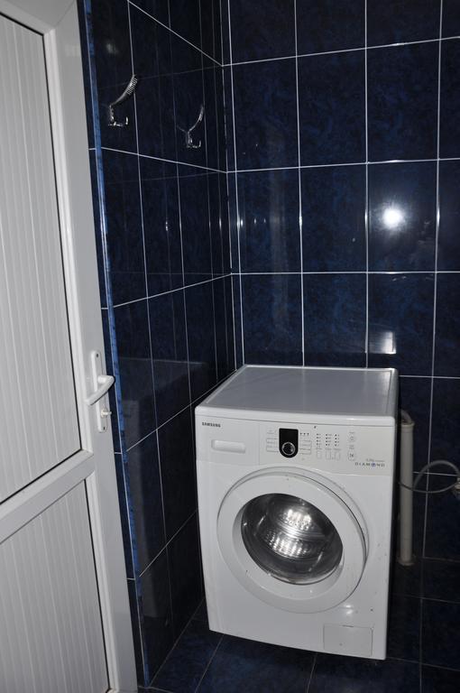 Guest House Racha Ambrolauri Bagian luar foto